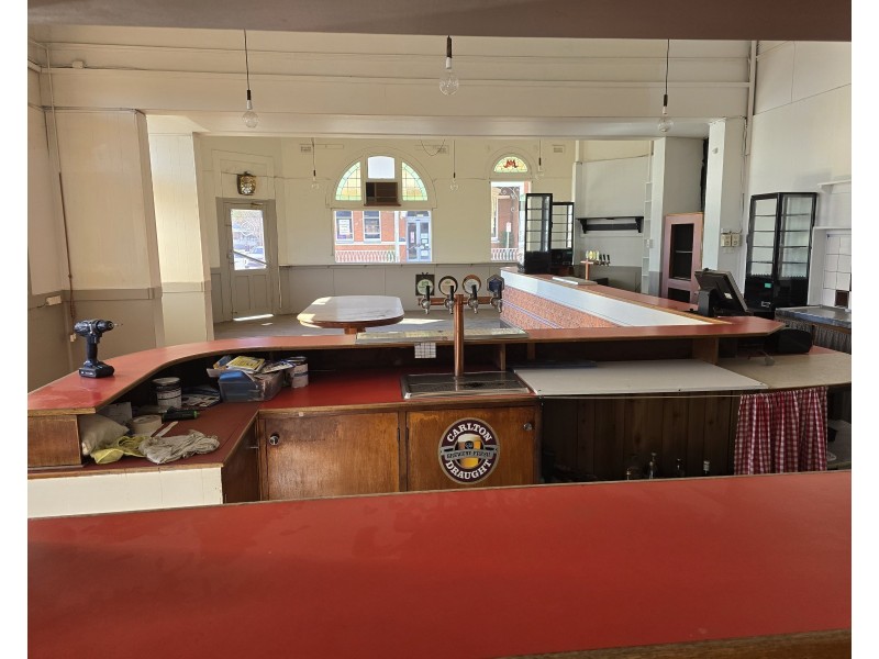 87 Napier Street, St Arnaud VIC 3478