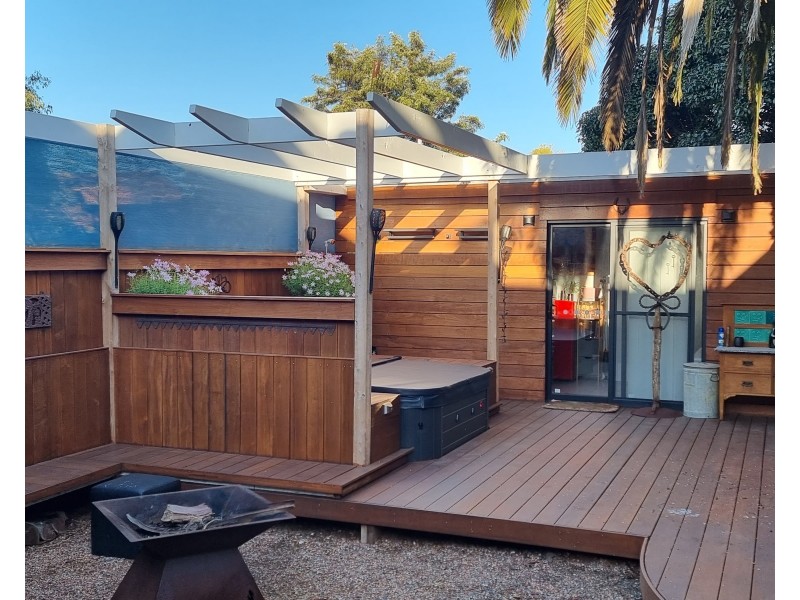 87 Napier Street, St Arnaud VIC 3478