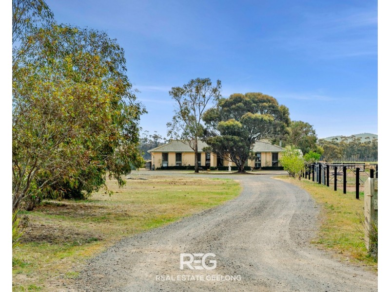 335 Peak School Road, Lara VIC 3212