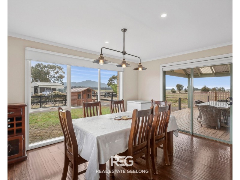 335 Peak School Road, Lara VIC 3212