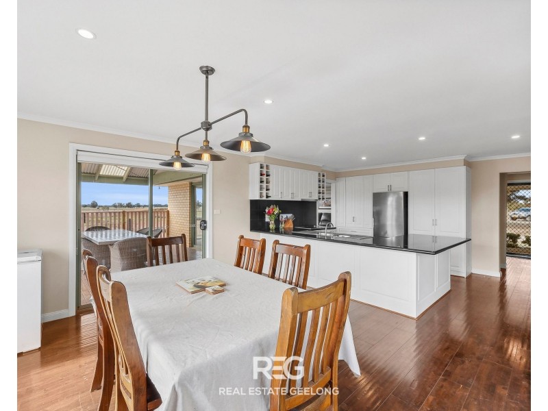 335 Peak School Road, Lara VIC 3212