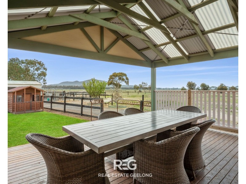 335 Peak School Road, Lara VIC 3212