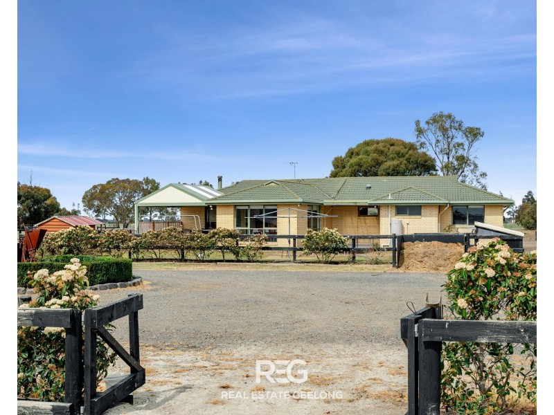 335 Peak School Road, Lara VIC 3212
