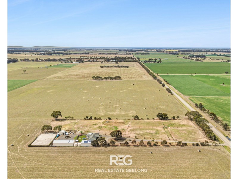 335 Peak School Road, Lara VIC 3212