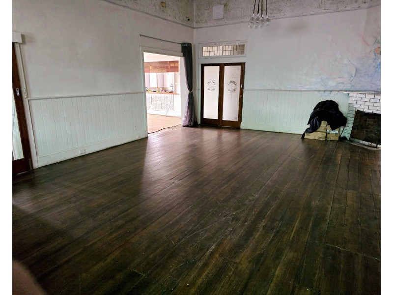 87 Napier Street, St Arnaud VIC 3478