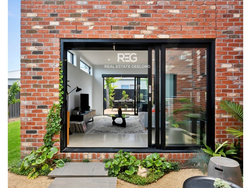 2 Gallant Road, St Leonards VIC 3223