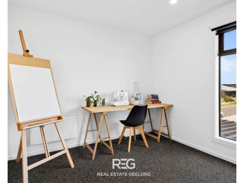 2 Gallant Road, St Leonards VIC 3223