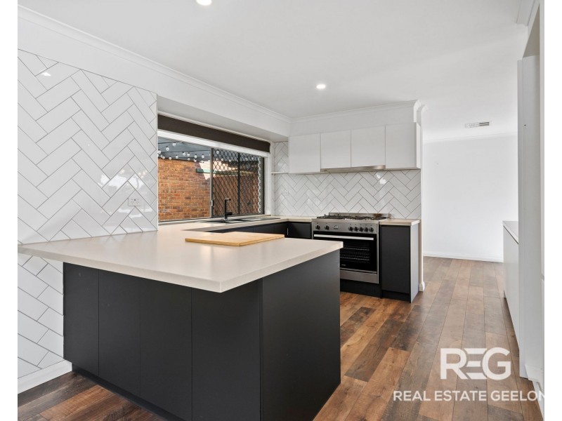 33 Ainslie Avenue, Grovedale VIC 3216