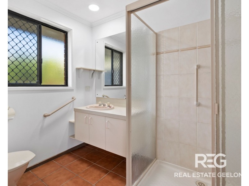 33 Ainslie Avenue, Grovedale VIC 3216