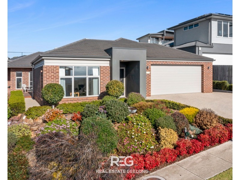 15 Clifford Street, Highton VIC 3216