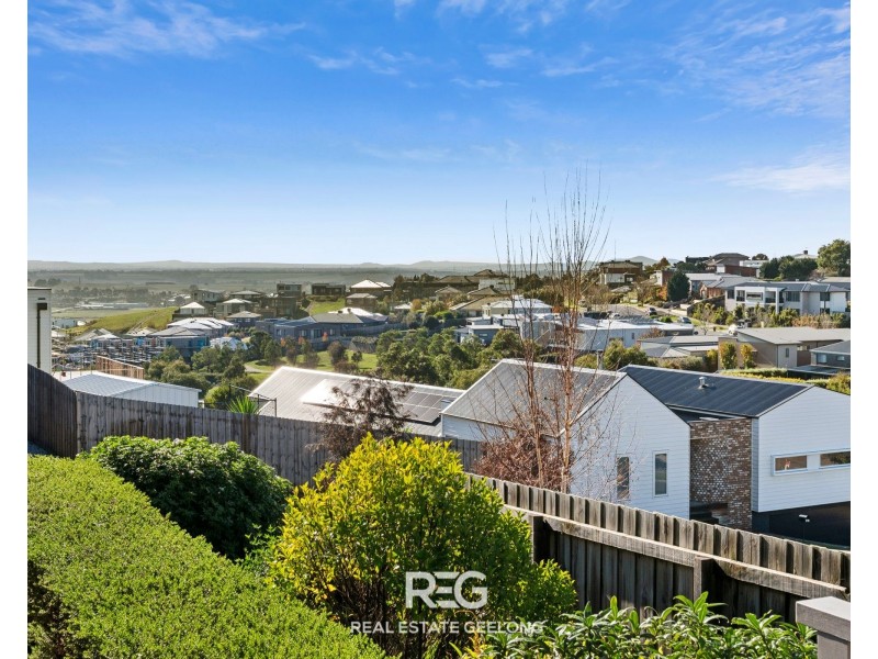 15 Clifford Street, Highton VIC 3216