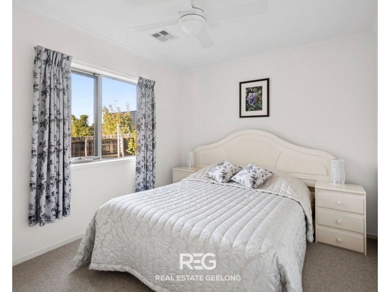 15 Clifford Street, Highton VIC 3216