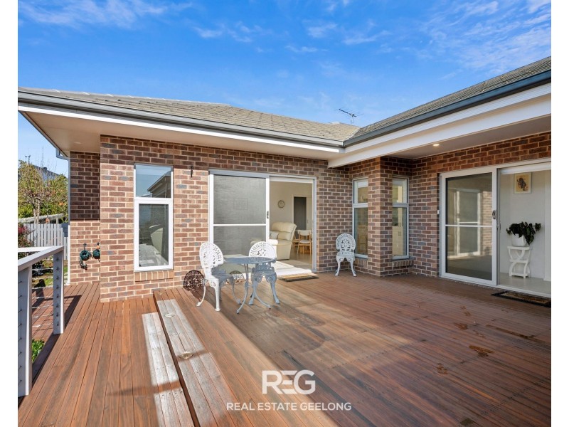 15 Clifford Street, Highton VIC 3216