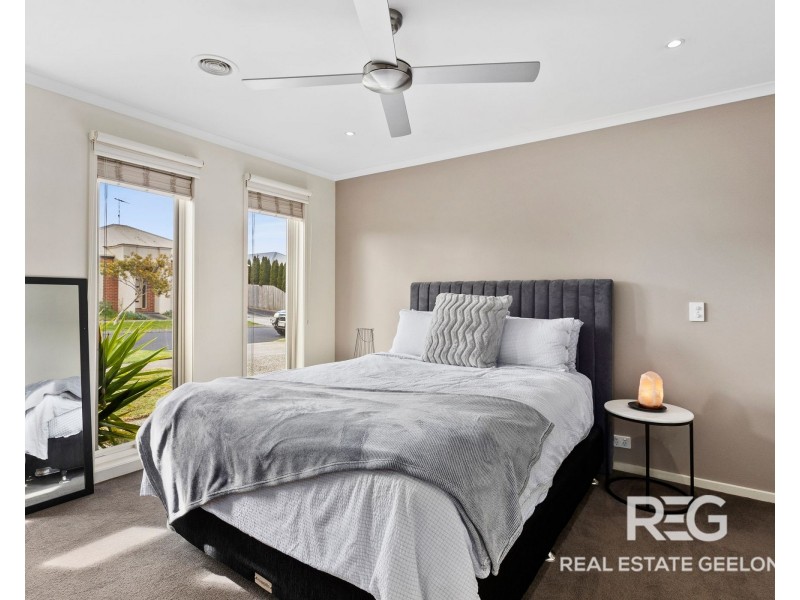 17 Lein Court, Highton VIC 3216