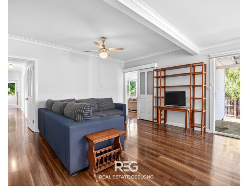 21 Arkana Avenue, Highton VIC 3216