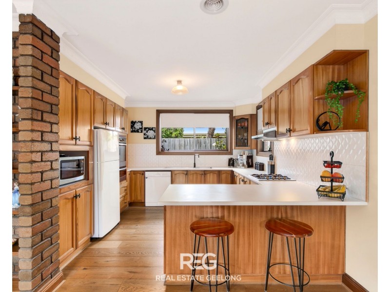13 Greenbank Court, Leopold VIC 3224