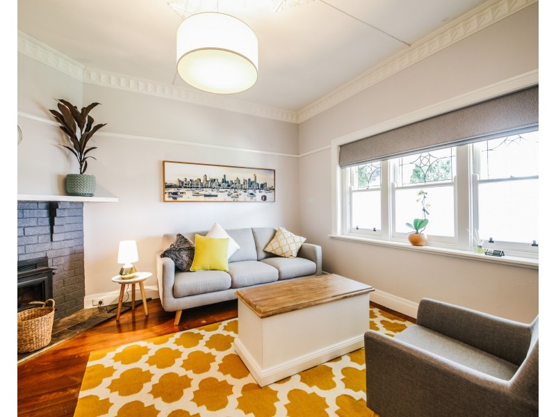 1/241 High Street, Belmont VIC 3216