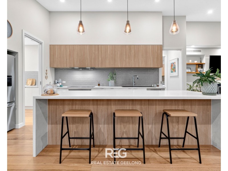 40 Samphire Drive, Connewarre VIC 3227