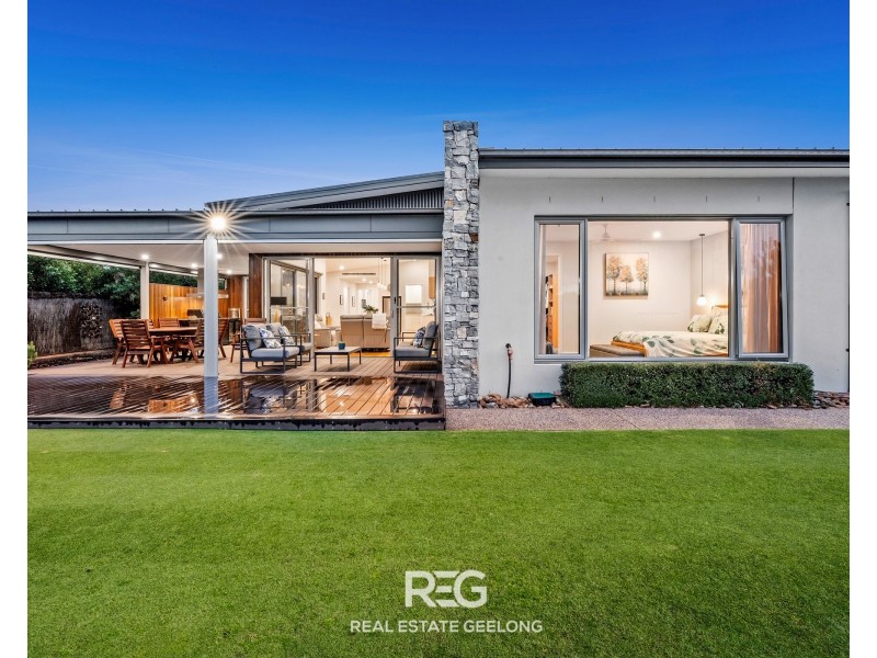 40 Samphire Drive, Connewarre VIC 3227