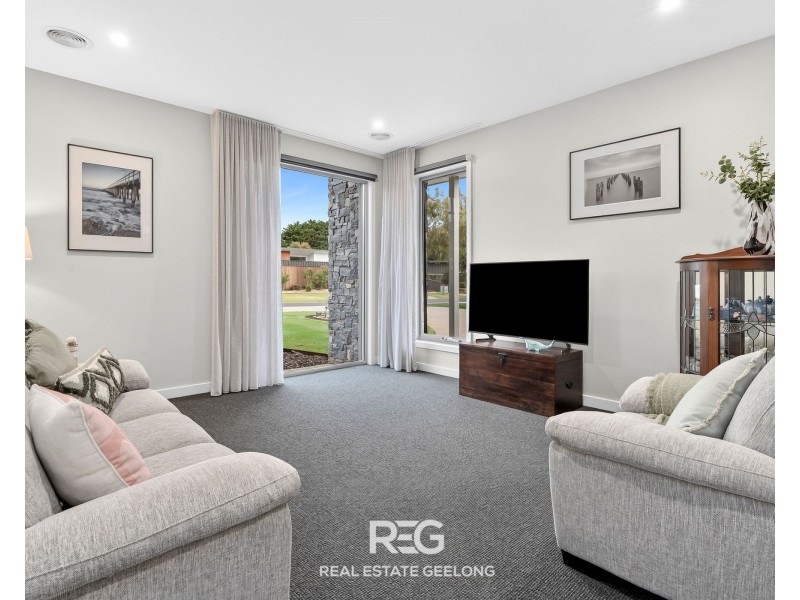 40 Samphire Drive, Connewarre VIC 3227