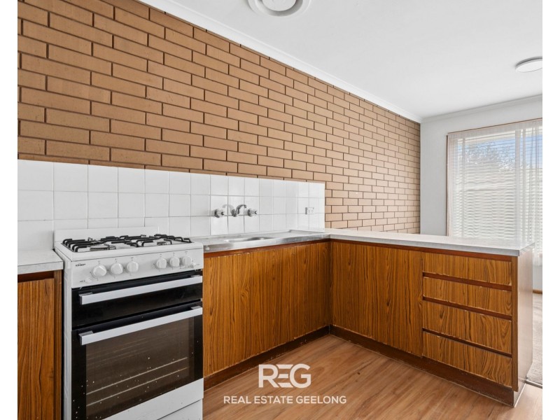 1 – 4/9 Stafford Street, Herne Hill VIC 3218