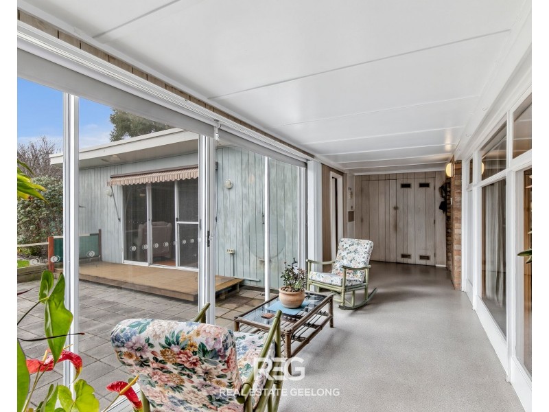 24 Cambra Road, Belmont VIC 3216