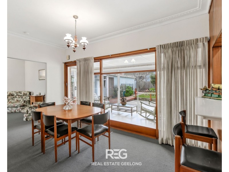 24 Cambra Road, Belmont VIC 3216