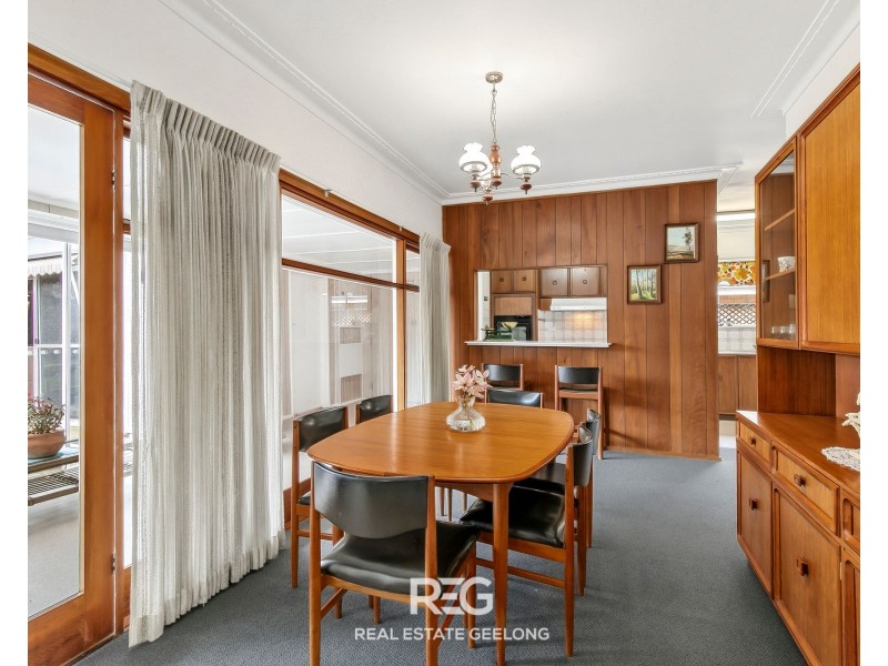 24 Cambra Road, Belmont VIC 3216