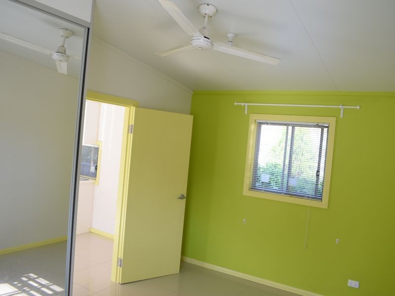 35 Granny Flat Winifred Crescent, Blacktown NSW 2148