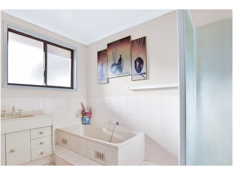 214 Eagleview Road, Minto NSW 2566