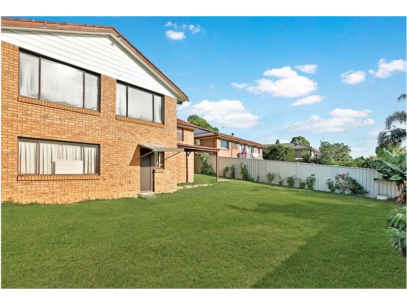 214 Eagleview Road, Minto NSW 2566