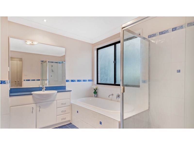 21 Ashtead Pde, Stanhope Gardens NSW 2768