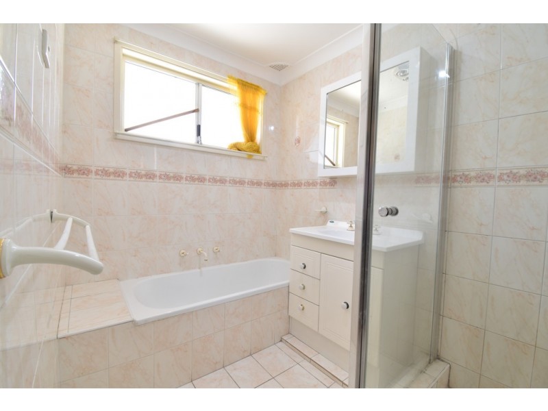 58 Tallagandra Drive, Quakers Hill NSW 2763