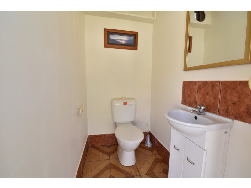 58 Tallagandra Drive, Quakers Hill NSW 2763