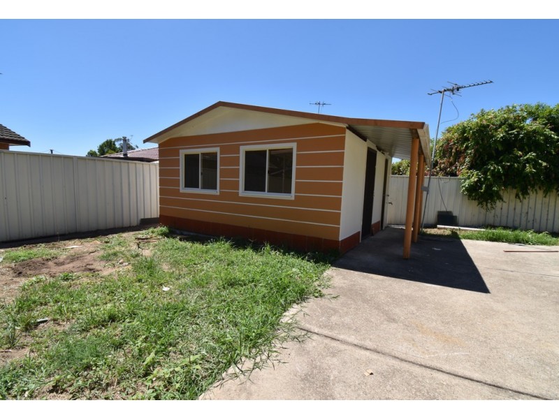 58 Tallagandra Drive, Quakers Hill NSW 2763