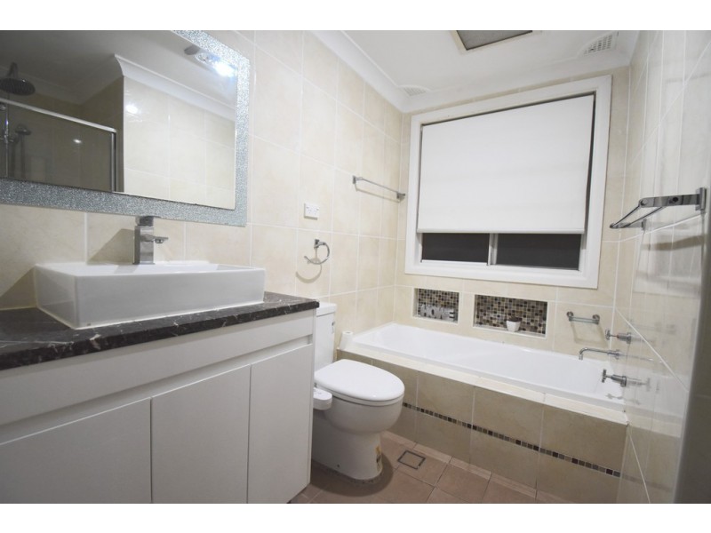 39 Falmouth Road, Quakers Hill NSW 2763