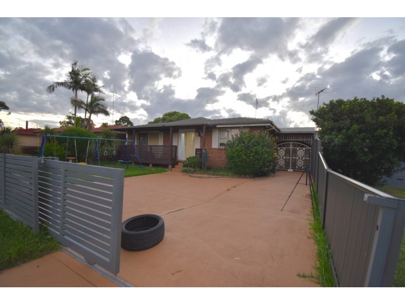 39 Falmouth Road, Quakers Hill NSW 2763