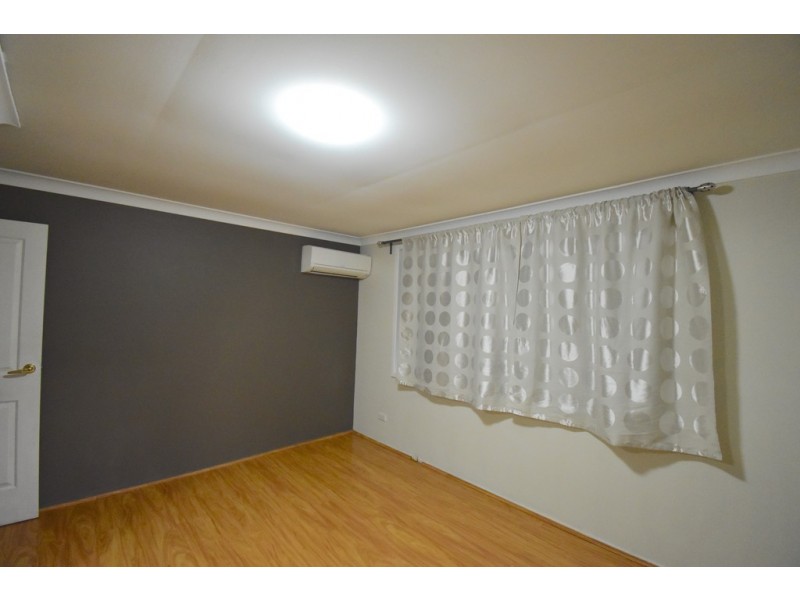 39 Falmouth Road, Quakers Hill NSW 2763