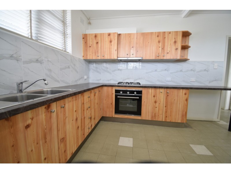 10 Quakers Rd, Marayong NSW 2148