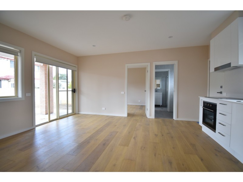 34A Dawn Drive, Seven Hills NSW 2147