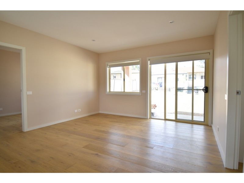 34A Dawn Drive, Seven Hills NSW 2147