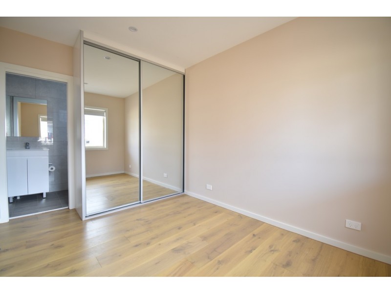 34A Dawn Drive, Seven Hills NSW 2147