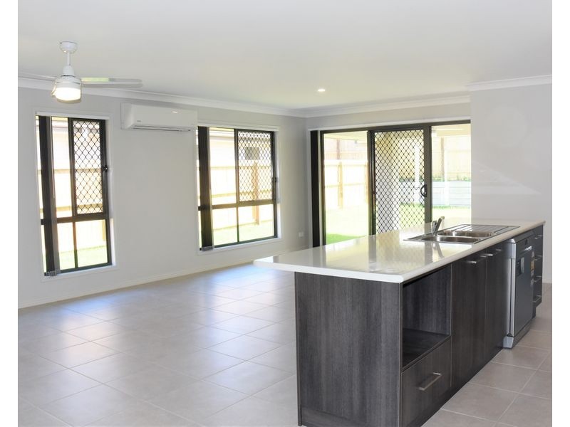 67 Oxbow Street, Lawnton QLD 4501