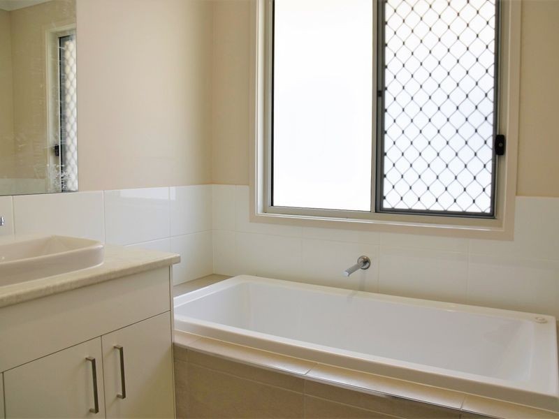 2B Garfield Terrace, Everton Hills QLD 4053