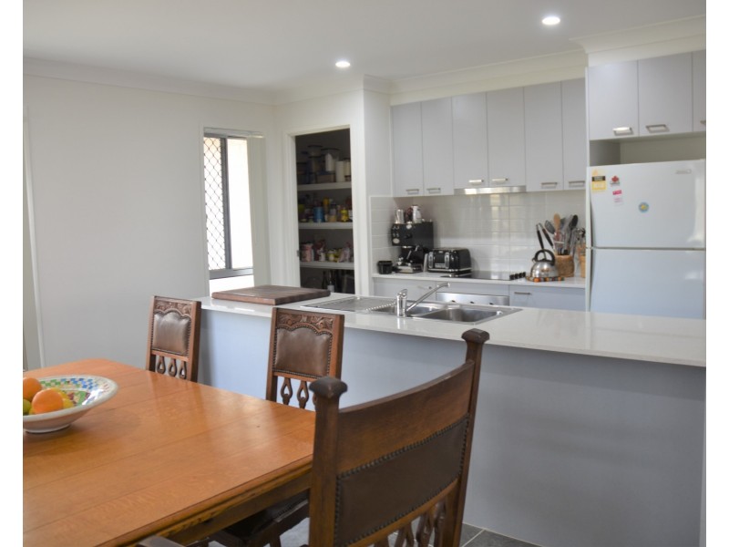 49 OXBOW CRESCENT, Lawnton QLD 4501