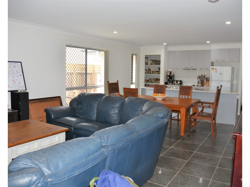 49 OXBOW CRESCENT, Lawnton QLD 4501