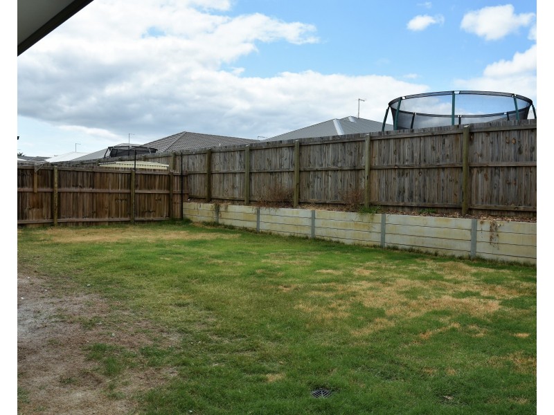 49 OXBOW CRESCENT, Lawnton QLD 4501