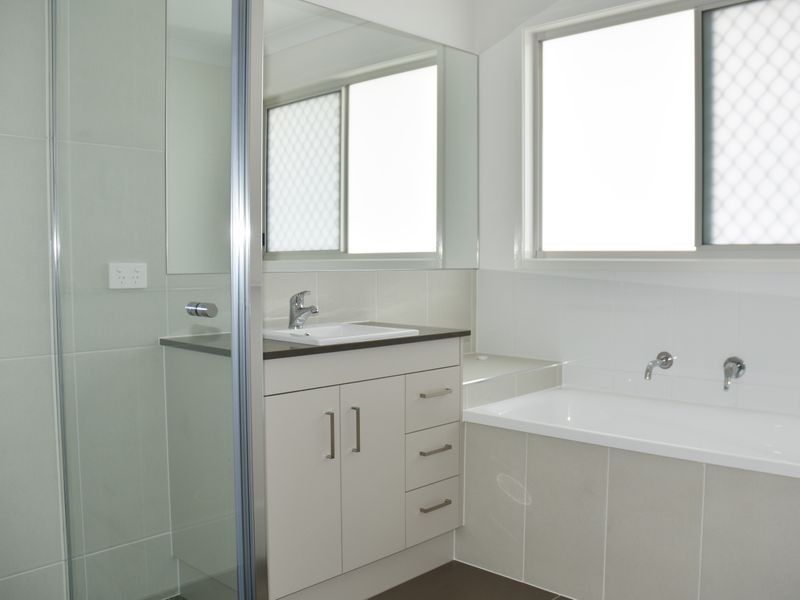 104 Greenhaven Circuit, Narangba QLD 4504