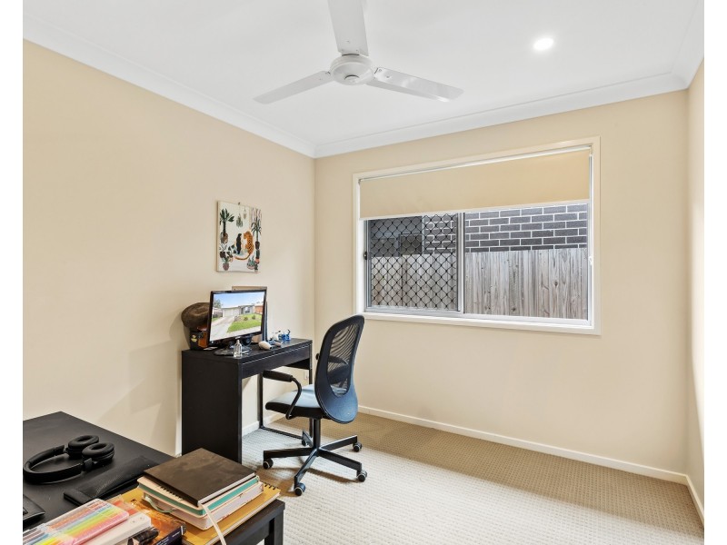 1/62 Benham avenue, Kallangur QLD 4503