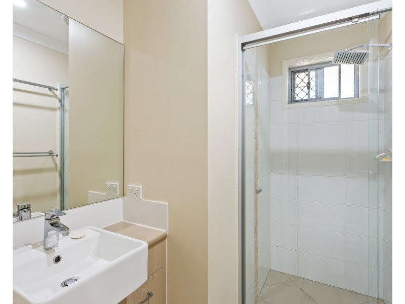 1/62 Benham avenue, Kallangur QLD 4503